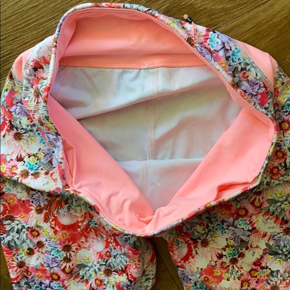 Lululemon floral print pants - Picture 2 of 5